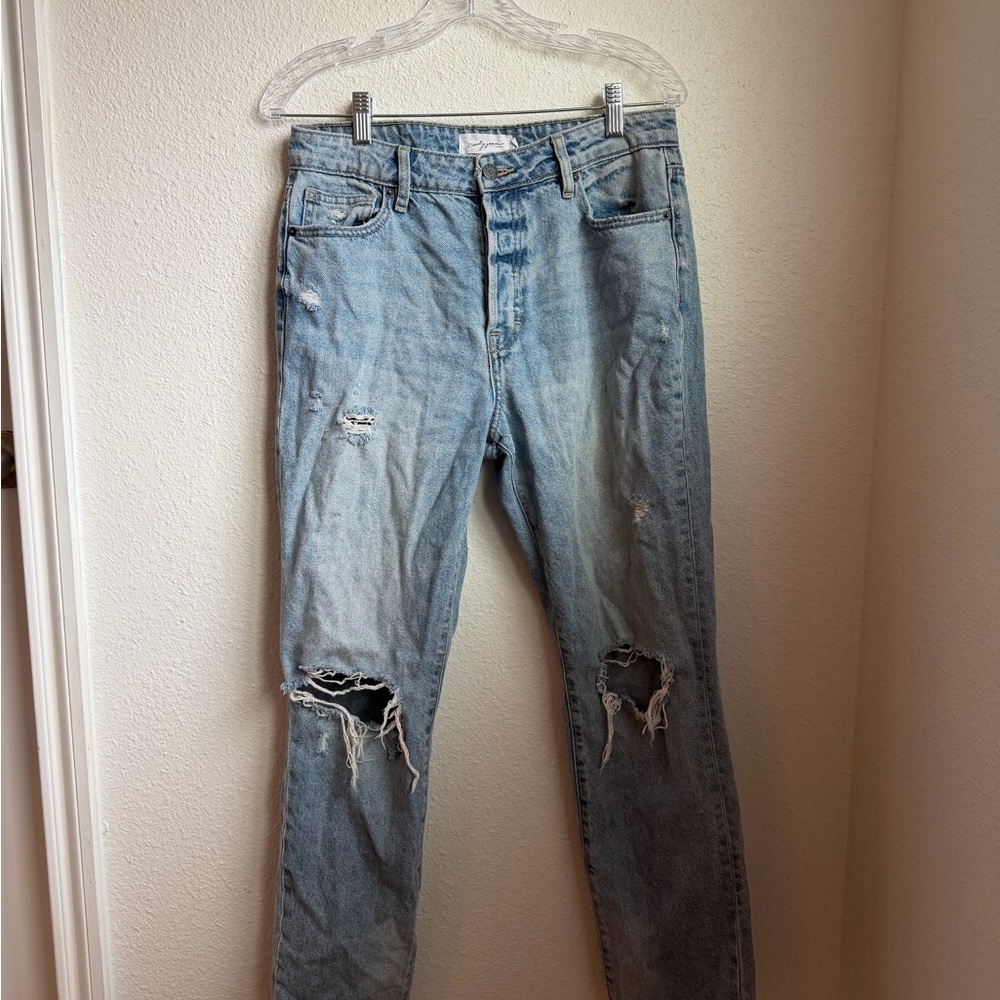 Carly Jean Los Angeles Light Wash Distressed Ripped Jeans